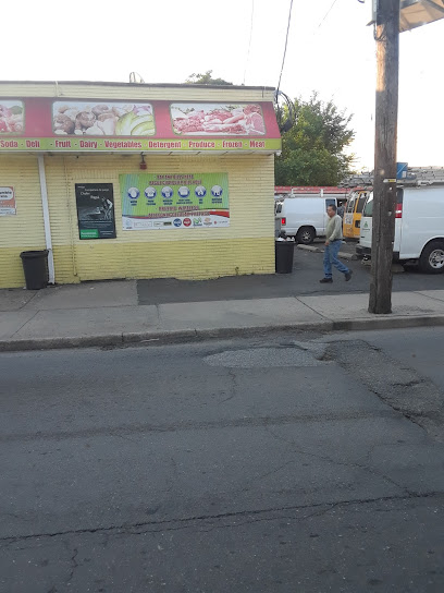 La Familia Grocery