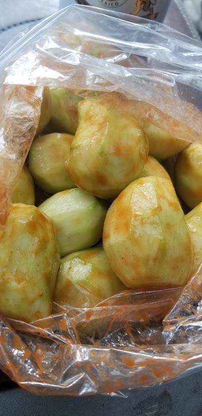 Genesis Mercado Latino